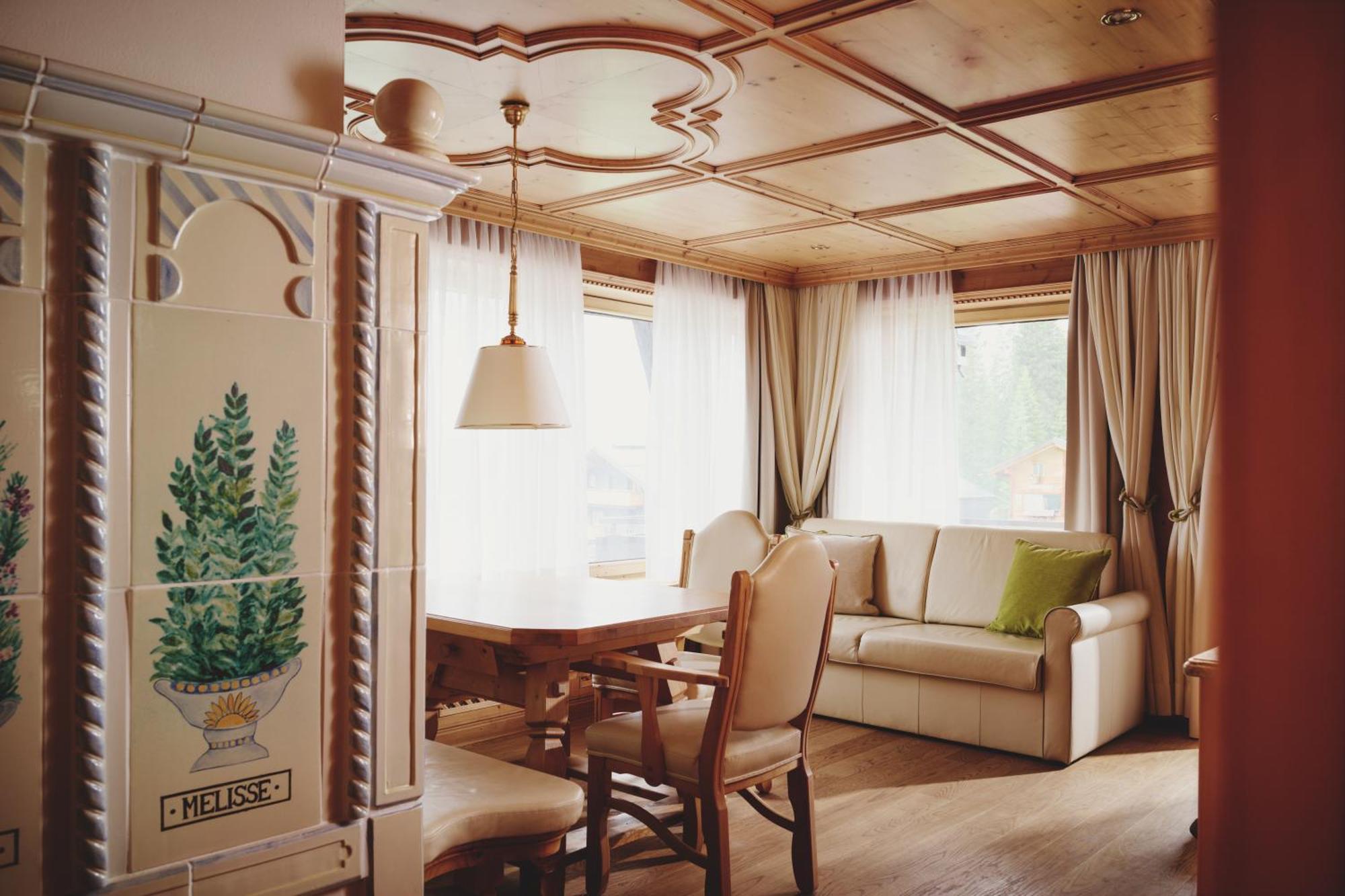Burg Hotel Oberlech Kültér fotó