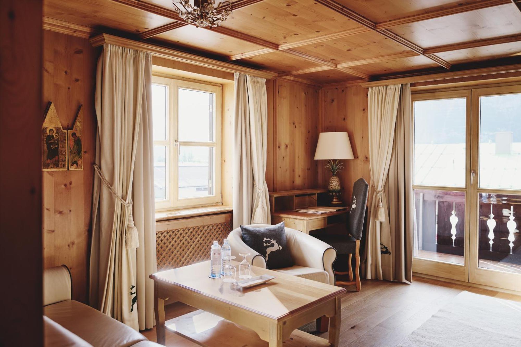 Burg Hotel Oberlech Kültér fotó