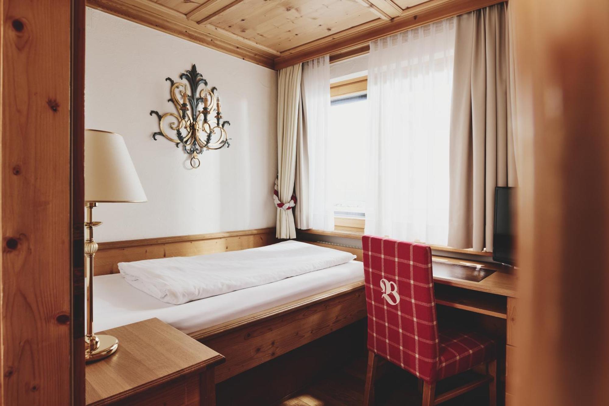 Burg Hotel Oberlech Kültér fotó